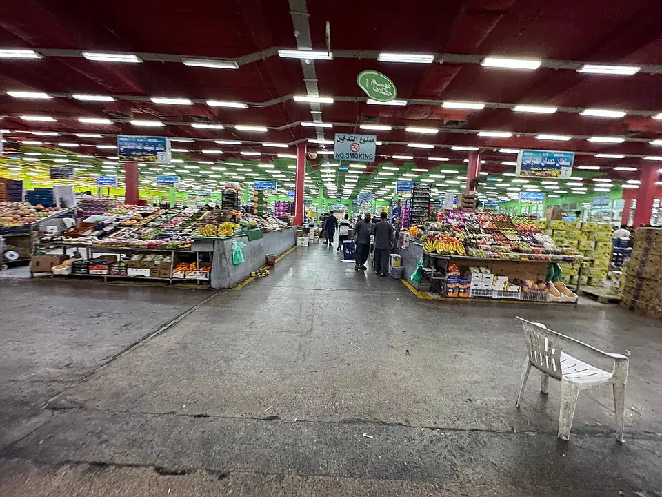 Al Kakiyyah Fruit and Vegetable Market