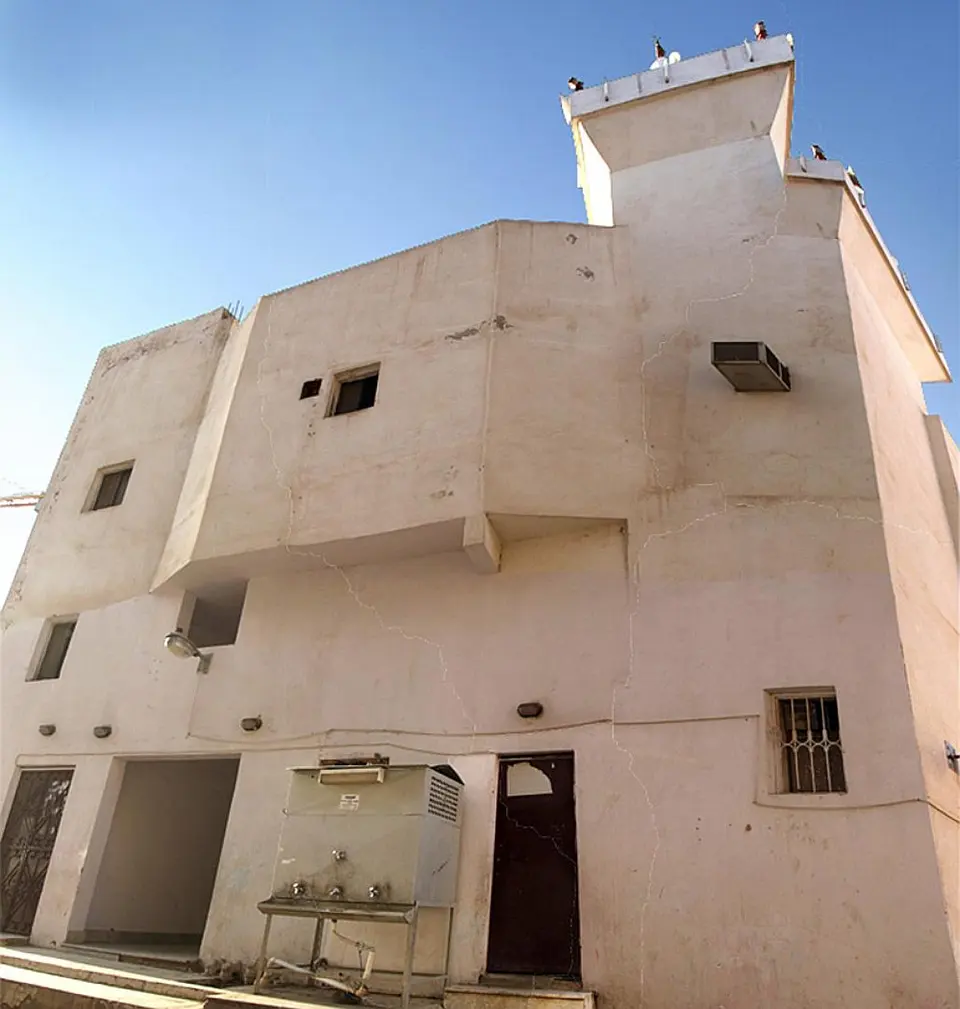 Masjid Juhaina