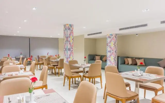 Ewaa Express Hotel - Al hamra, photo 2