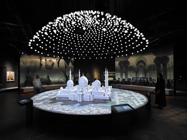 The Museum of Light and World Invites Visitors for Free