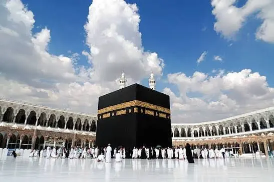 When will Mecca open for pilgrims and tourists