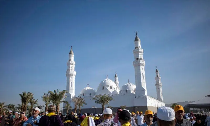 Medine'deki Kuba Camii: tarih, önemi ve modern gelişimi