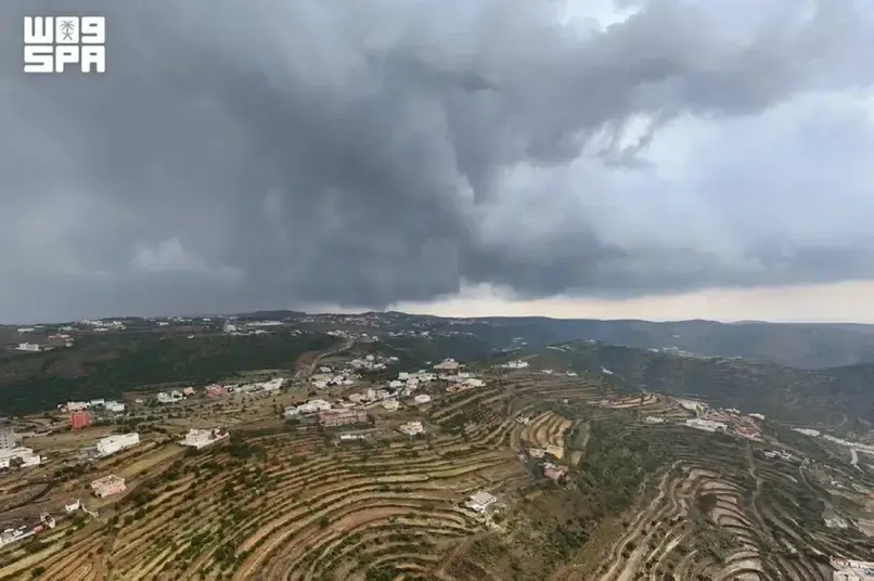 العواصف الرعدية والبَرَد في غرب المملكة العربية السعودية: كيفية الاستعداد