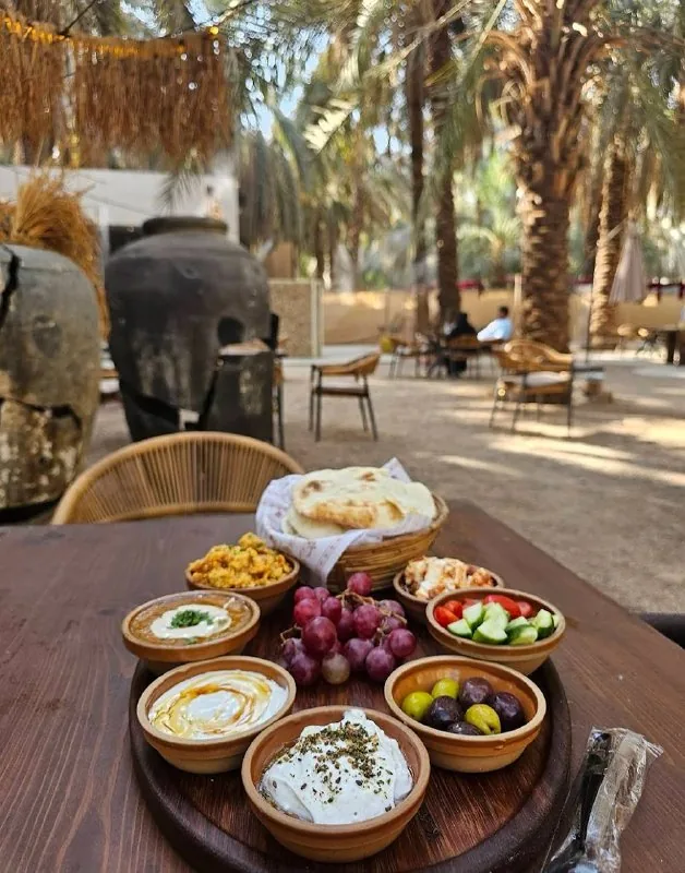 Kaylah Cafe